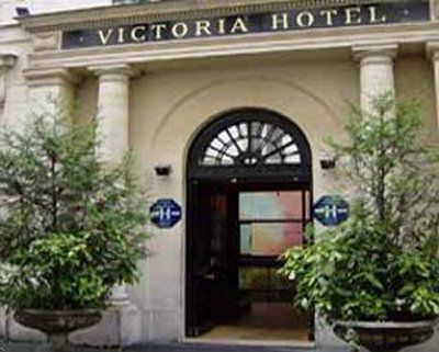 Victoria 2* París