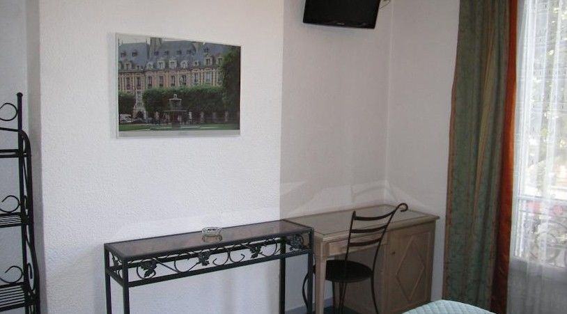 Victoria 2* París